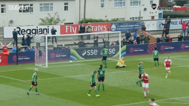 Beth Mead’s perfect chip vs Brighton